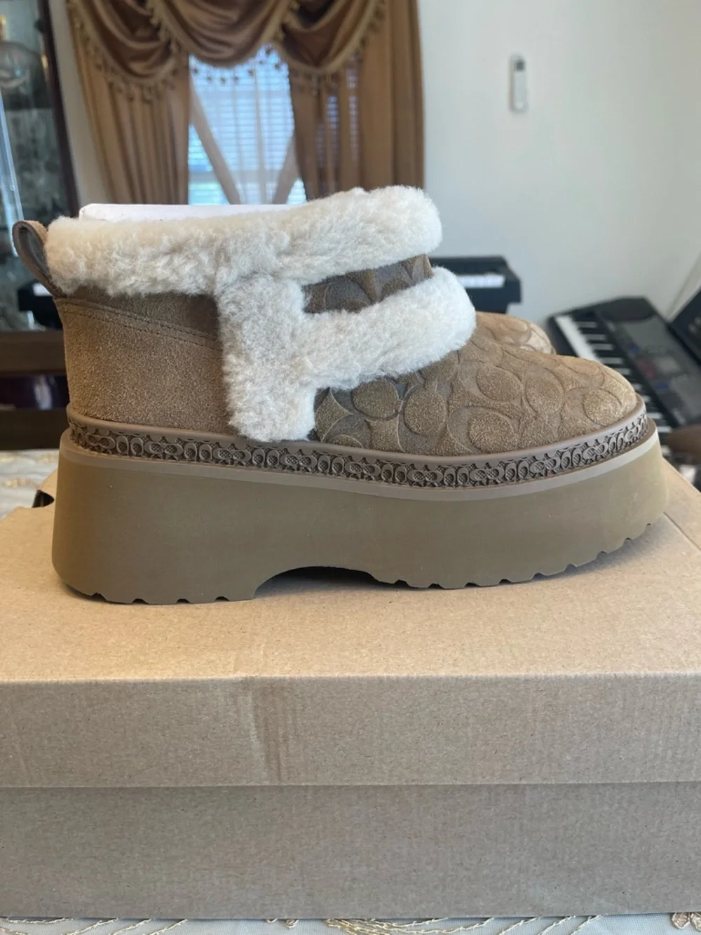 NWB coach women’s Christina pull on bootie color tobacco size 9